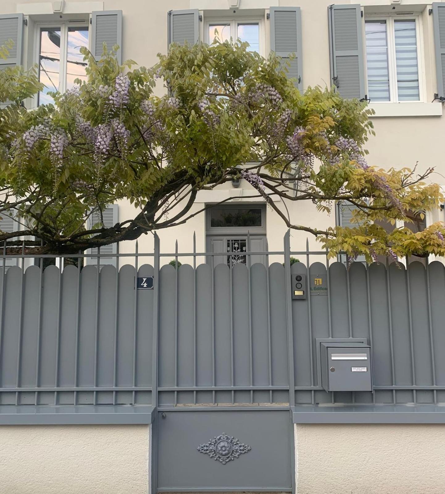 Joli T2 Jardin Parking Proche Gare Centre Ville Dijon Zewnętrze zdjęcie